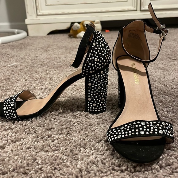 Rhinestone/ beaded high heels - Picture 1 of 3